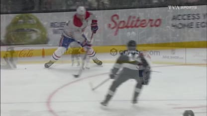 Juraj Slafkovsky marque un but en A.N. c. les Kings de Los Angeles