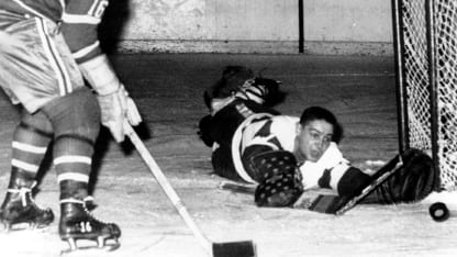 DET_sawchuk_terry-red wings_save 1954-Getty 53132614