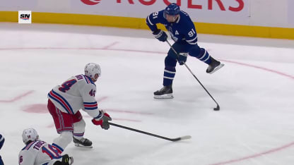 NYR@TOR: Tavares scores goal against Igor Shesterkin