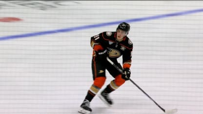 Leo Carlsson scores in an impressive NHL debut, but Ducks lose to