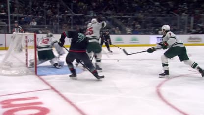 MIN@SEA: Eberle scores goal against Filip Gustavsson