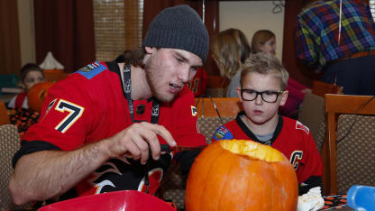 20171030_PUMPKIN_CARVING_FLA0116JP2568