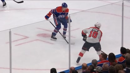 PHI@EDM: Brink scores goal against Stuart Skinner