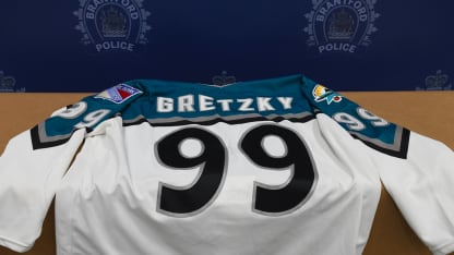 Stolen_Gretzky_jersey
