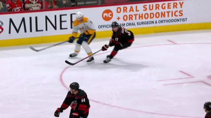 NSH@CAR: Wood scores goal against Brandon Bussi