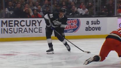 ANA@LAK: Byfield scores goal against Lukas Dostal