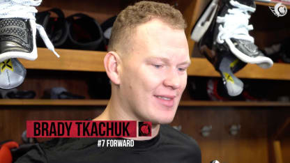 Brady Tkachuk dispo médias avant le match contre NJD