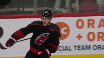 WSH@CAR: Necas scores goal against Charlie Lindgren