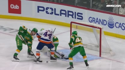 NYI@MIN: Pageau scores goal against Filip Gustavsson