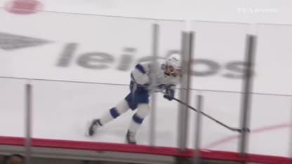 Hagel assure la victoire au Lightning