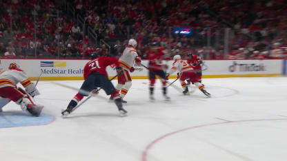 CGY@WSH: Sourdif scores goal against Devin Cooley