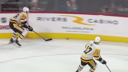 Crosby empuja pase perfecto