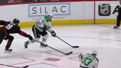 DAL@CAR: Rantanen scores goal against Brandon Bussi