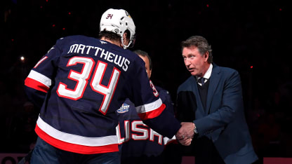 Gretzky serves as Canada's honorary captain