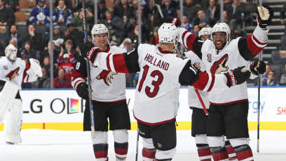 Coyotes celebration SS