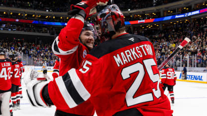 Jacob Markström matchhjälte för New Jersey Devils i premiären av Global Series