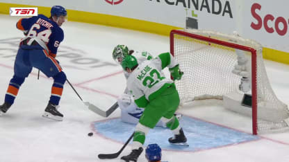 Le premier but de Schenn avec les Islanders