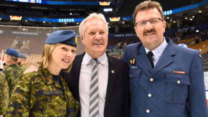 Sittler-with-military