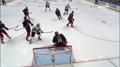 McNabb's shot deflects in