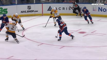 NSH@NYI: Cizikas scores goal against Juuse Saros