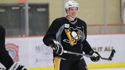 Sidney-Crosby-first-day-of-practice-at-Pens-training-camp-after-World-Cup