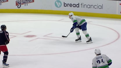 DeBrusk ajoute à l'avance en A.N.