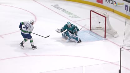 Karlsson scores shootout winner against Sharks