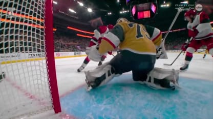 CAR@VGK: Martinook scores goal against Carter Hart