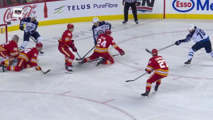 WPG@CGY: Pearson scores goal against Dustin Wolf