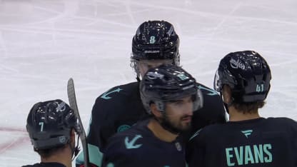 OTT@SEA: Beniers scores goal against Linus Ullmark