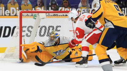 Saros stops Helm