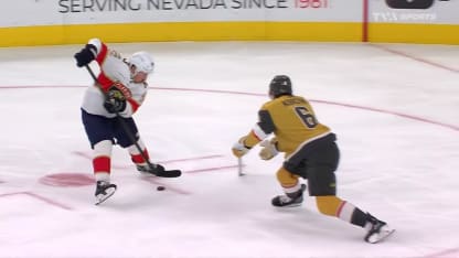 Marchand sort les mains