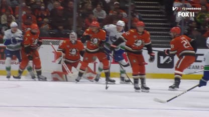 Un premier but dans la LNH pour Douglas