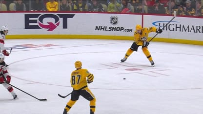 NJD@PIT: Malkin scores PPG against Jake Allen