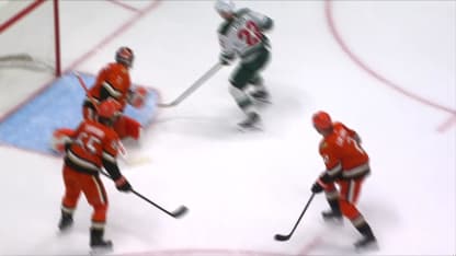 MIN@ANA: Yurov scores goal against Lukas Dostal