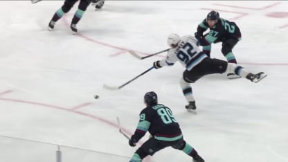 Guenther bat Daccord entre les jambes