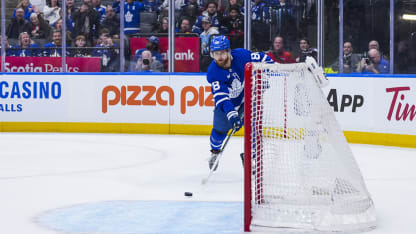 Nylander buries empty-netter for second goal