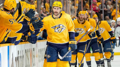 Forsberg_Predators_celebrates