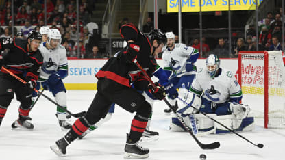 Vancouver Canucks ziehen den Kopf gerade noch aus der Schlinge