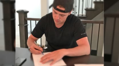 Tanner Pearson Signs New Contract with LA Kings