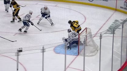 TOR@PIT: Crosby scores goal against Dennis Hildeby