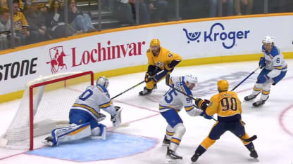 Stamkos contourne le but et marque