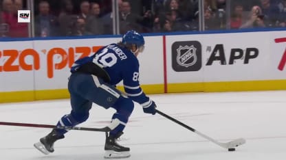 Thompson résiste devant Nylander