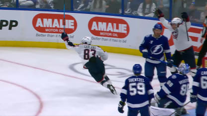 Garland strikes on tip-in