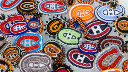 Des épinglettes perlées des Canadiens pour la Journée nationale de la vérité et de la réconciliation