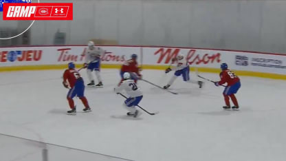 Red vs. White: Lavigne scores