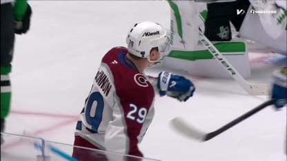 MacKinnon, à la dernière seconde!