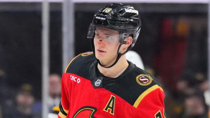 Tim Stützle ist der juengste Spieler der Ottawa Senators mit 400 Punkten