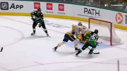 Johnston complète une belle pièce de jeu