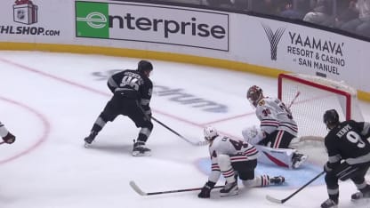 CHI@LAK: Kuzmenko scores PPG against Spencer Knight